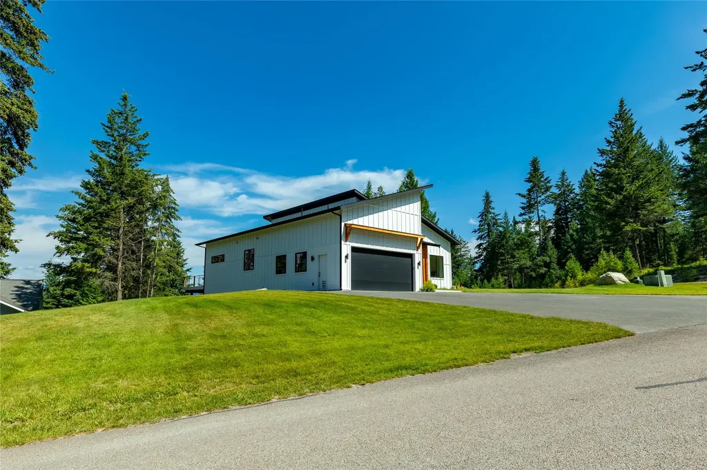 175 Wulff Lane Lakeside MT 59922