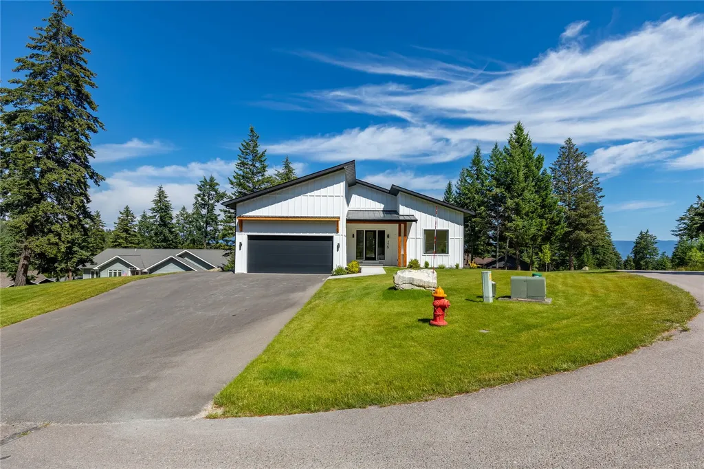 175 Wulff Lane Lakeside MT 59922