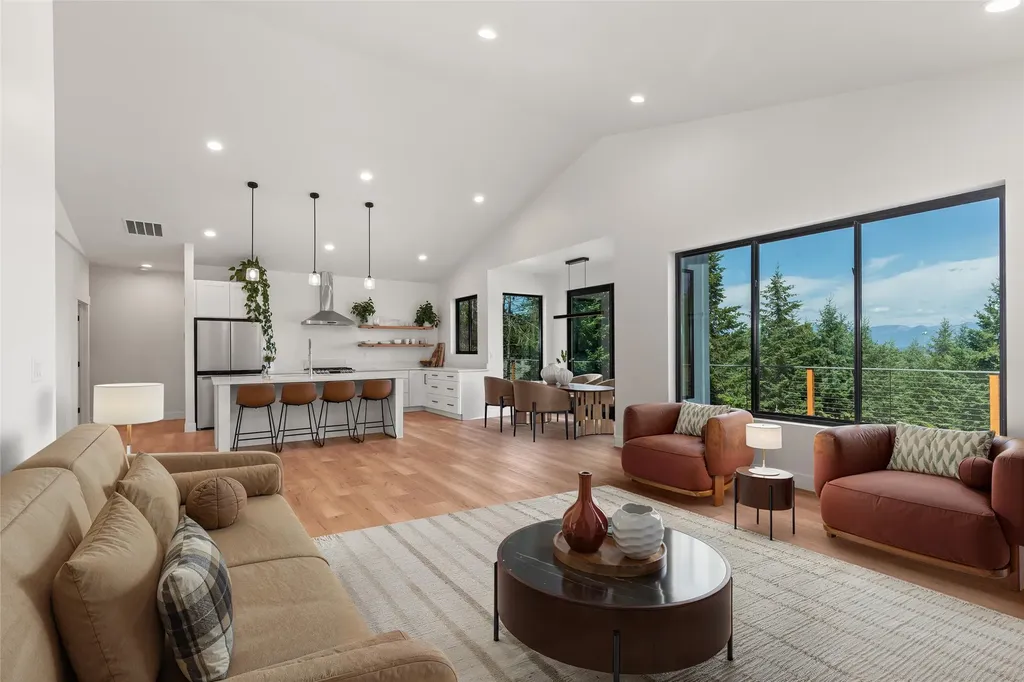 175 Wulff Lane Lakeside MT 59922