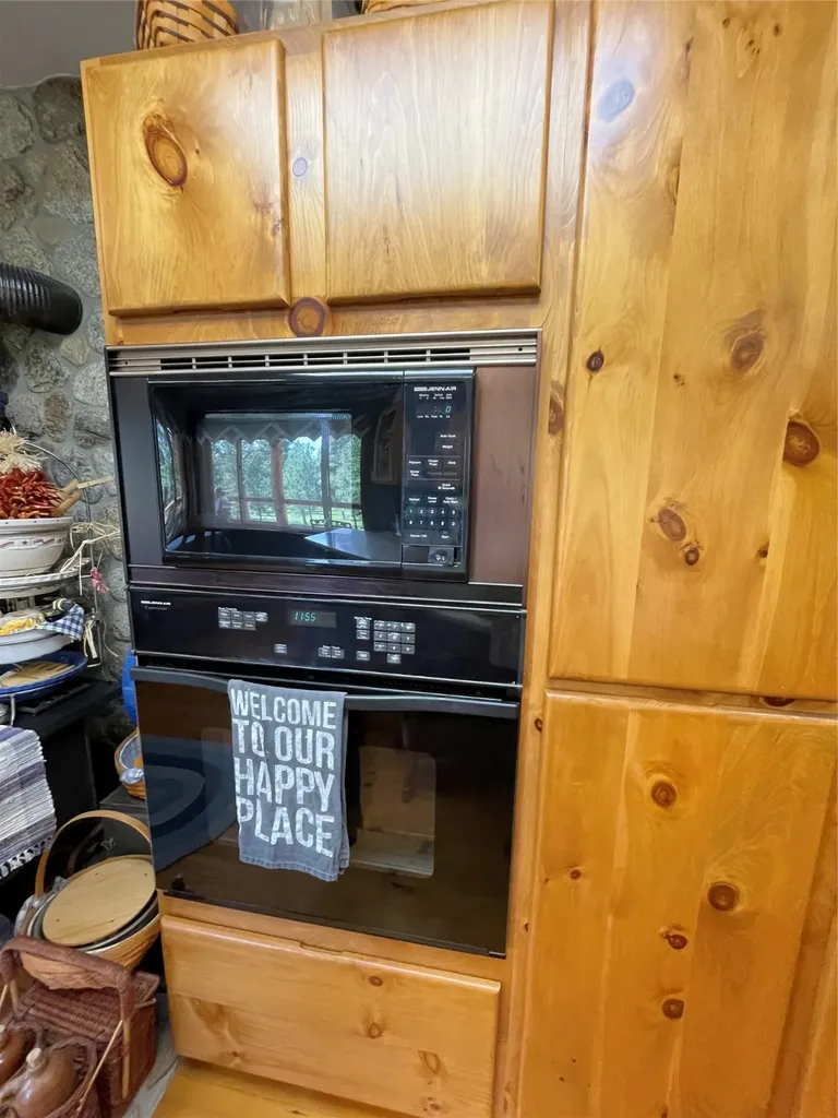 560 Hayes Creek Road Hamilton MT 59840