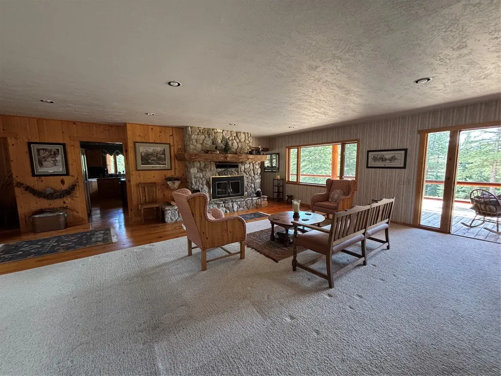 560 Hayes Creek Road Hamilton MT 59840