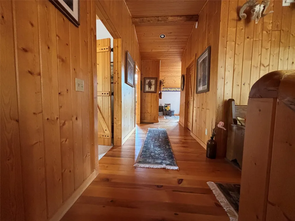 560 Hayes Creek Road Hamilton MT 59840