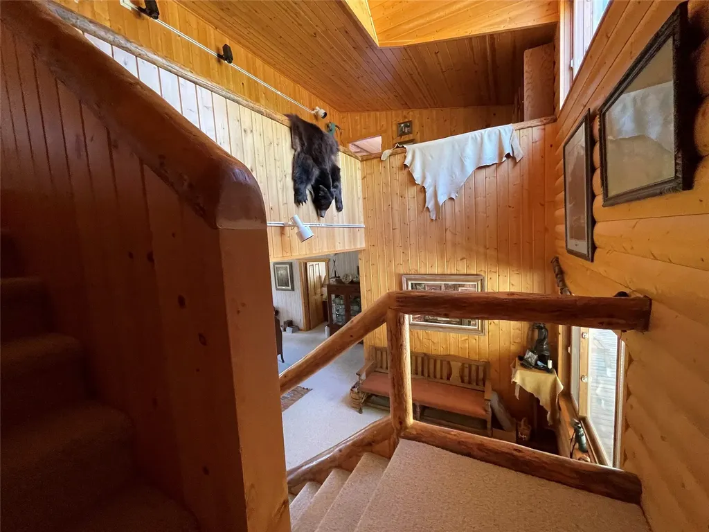 560 Hayes Creek Road Hamilton MT 59840