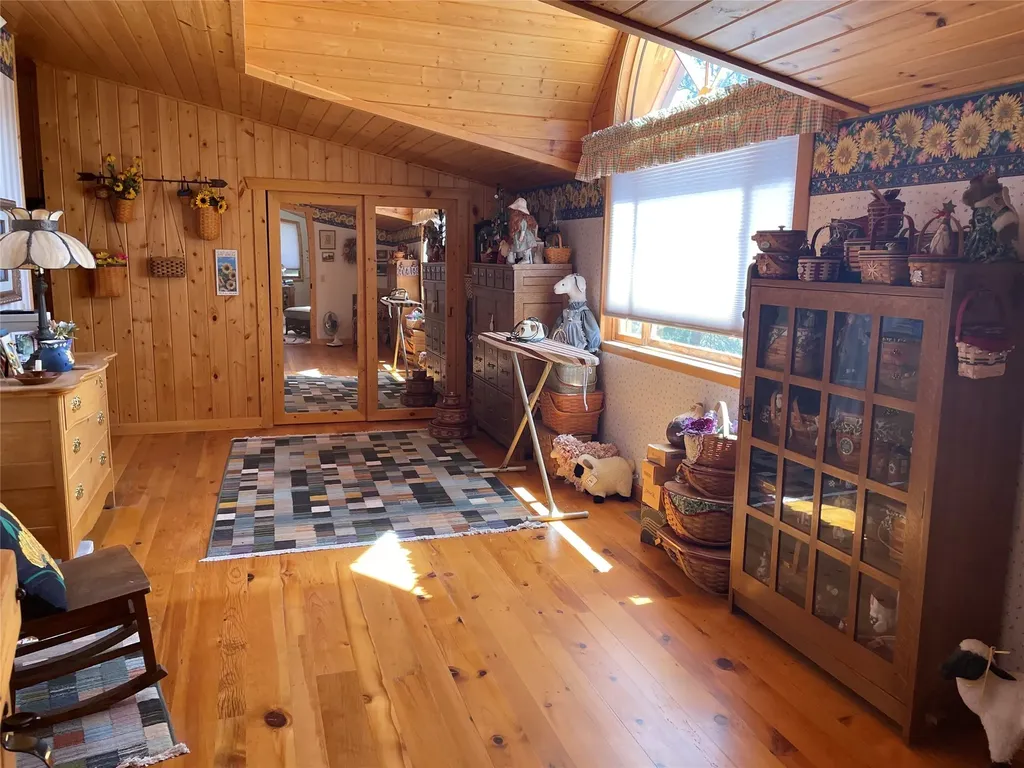 560 Hayes Creek Road Hamilton MT 59840