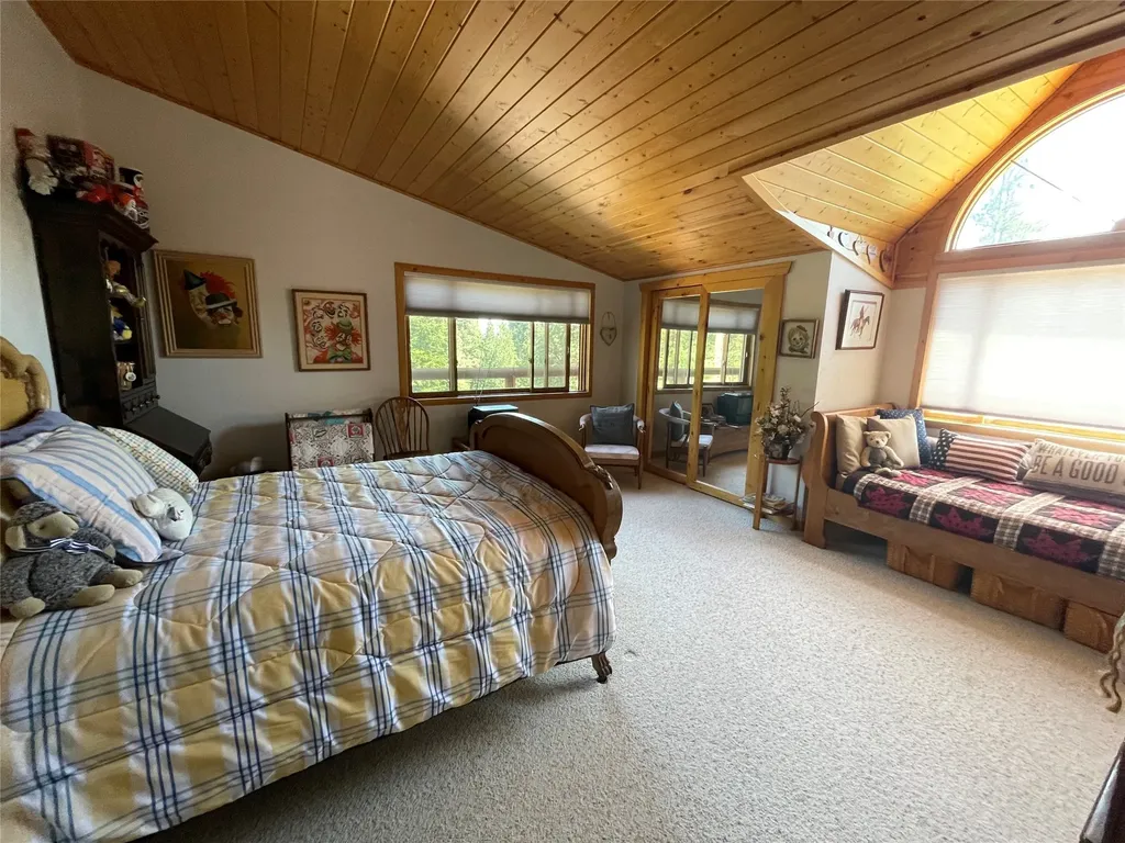 560 Hayes Creek Road Hamilton MT 59840