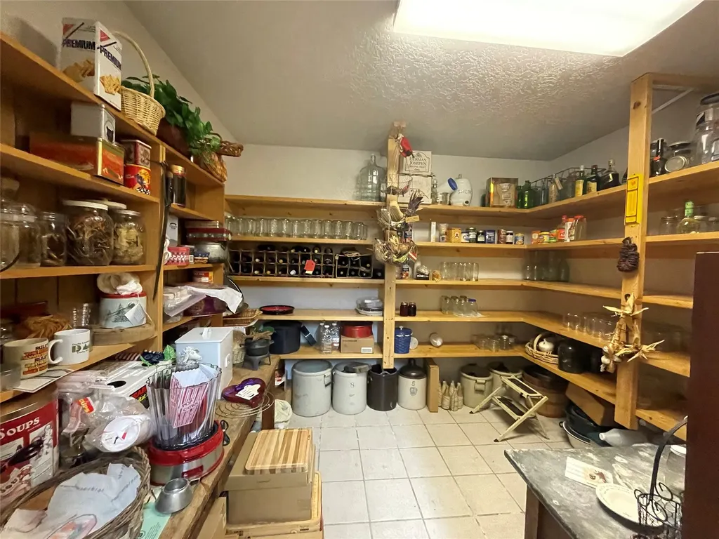 560 Hayes Creek Road Hamilton MT 59840