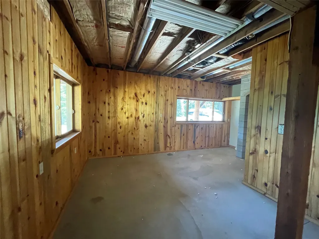 560 Hayes Creek Road Hamilton MT 59840