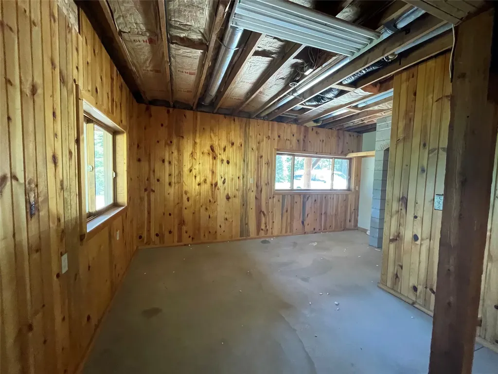 560 Hayes Creek Road Hamilton MT 59840