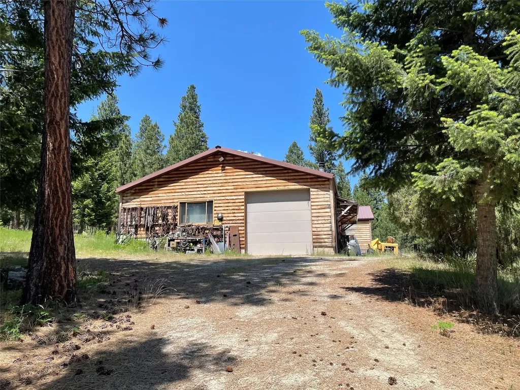 560 Hayes Creek Road Hamilton MT 59840