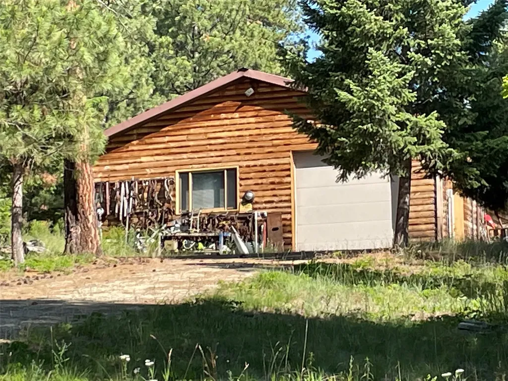 560 Hayes Creek Road Hamilton MT 59840