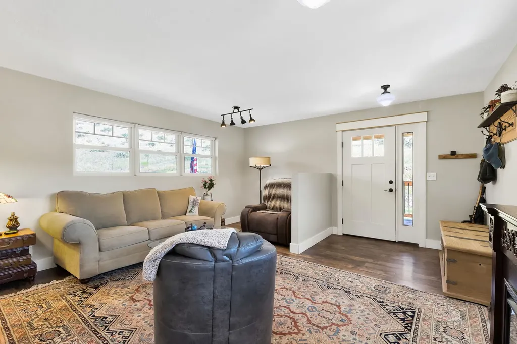 1310 Sleeping Child Road Hamilton MT 59840