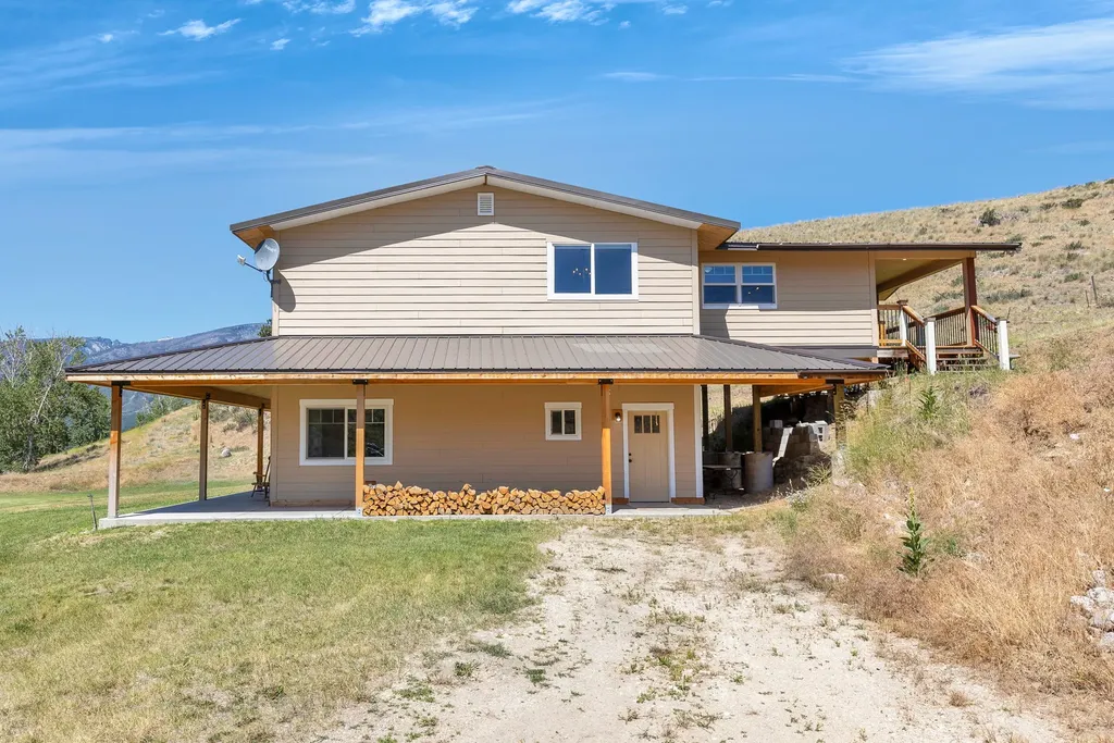 1310 Sleeping Child Road Hamilton MT 59840