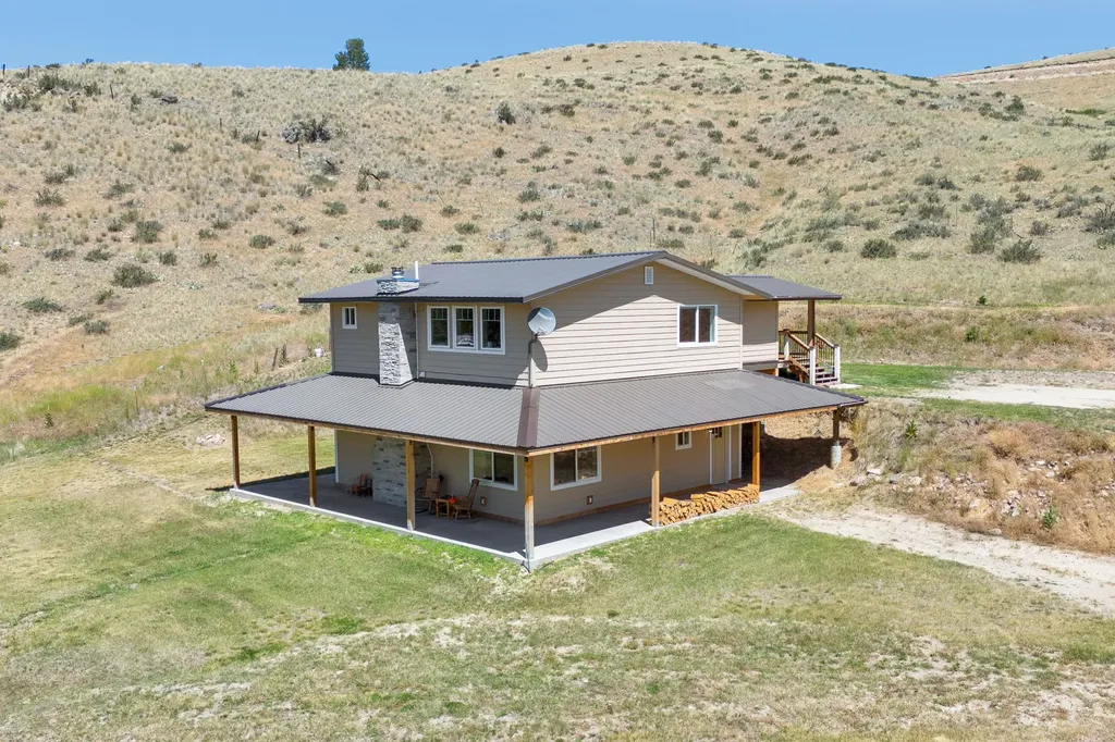 1310 Sleeping Child Road Hamilton MT 59840