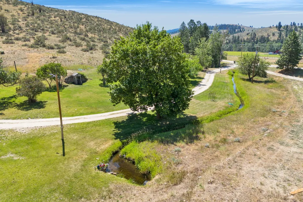 1310 Sleeping Child Road Hamilton MT 59840