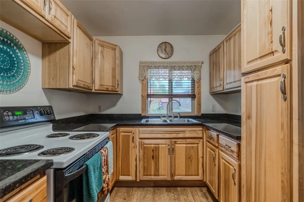 450 6th Street E Eureka MT 59917