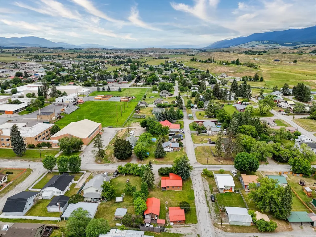 450 6th Street E Eureka MT 59917