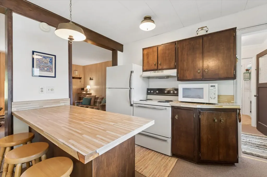 22545 Mt Highway 83 Bigfork MT 59911