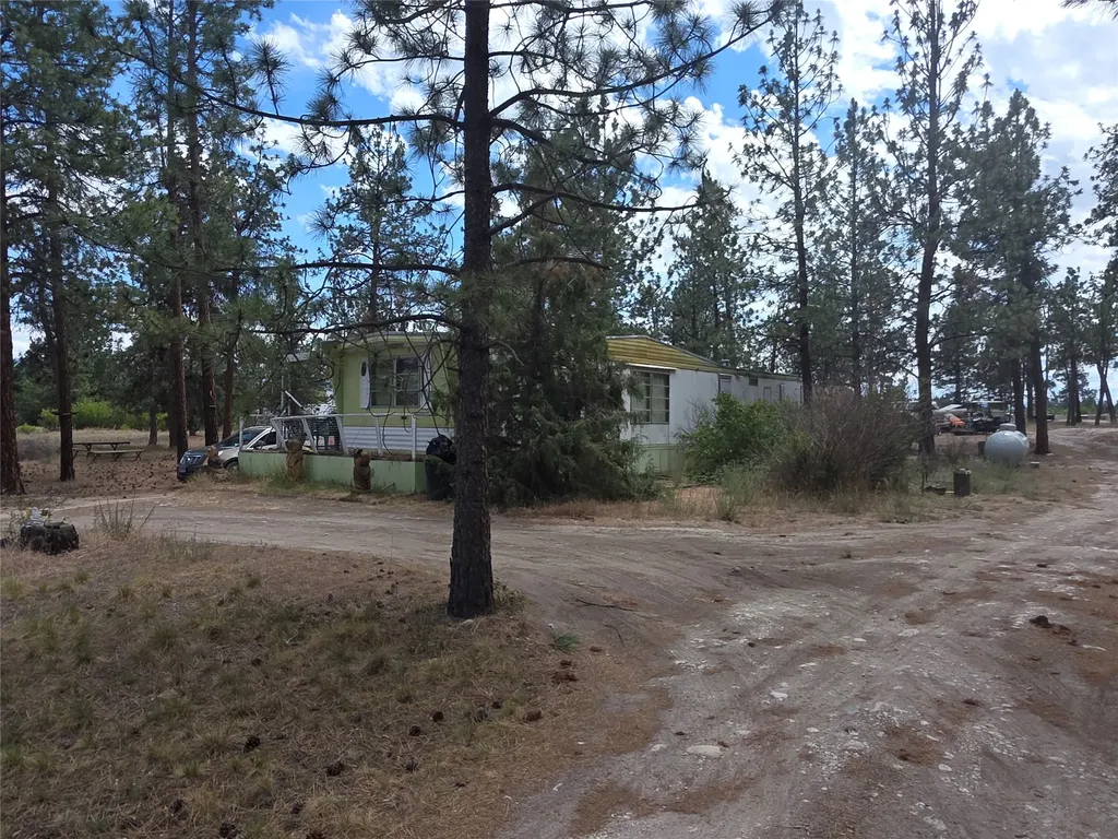 125 Pine Drive Victor MT 59875