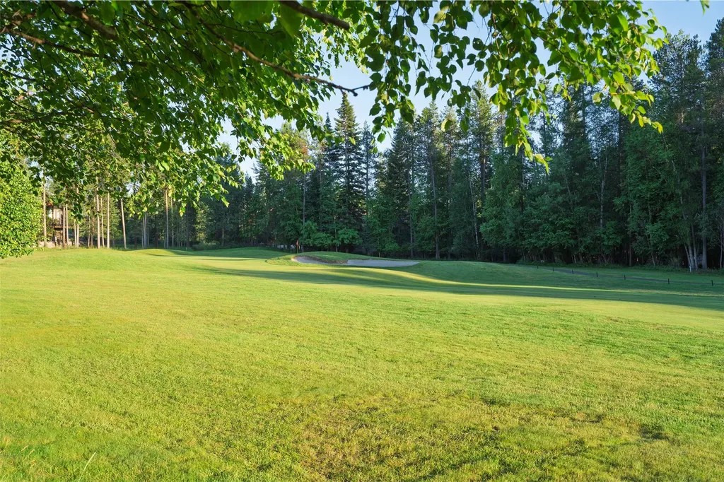 128 Oakmont Loop Columbia Falls MT 59912