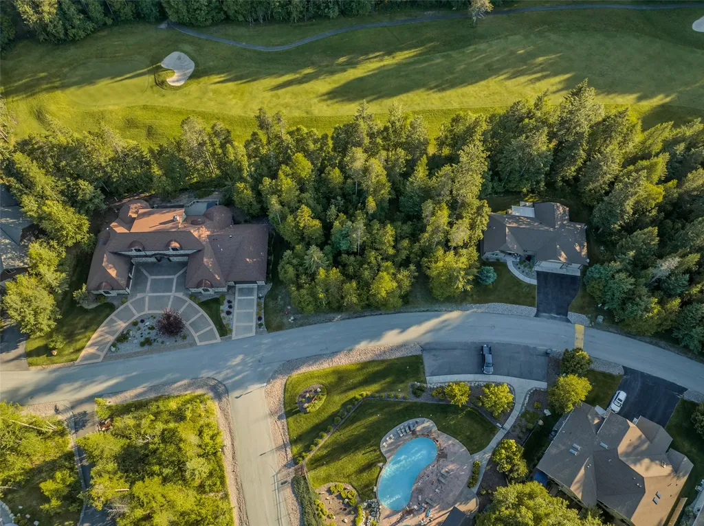 128 Oakmont Loop Columbia Falls MT 59912