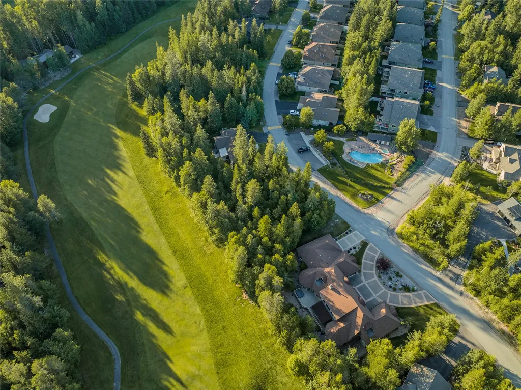 128 Oakmont Loop Columbia Falls MT 59912