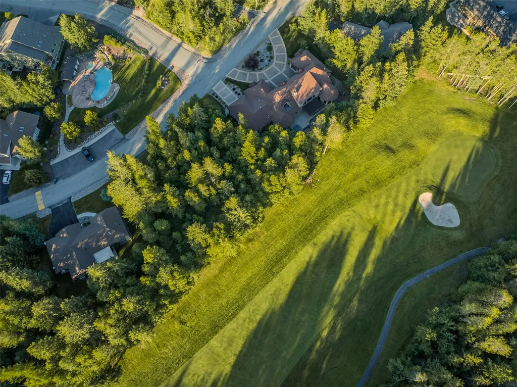 128 Oakmont Loop Columbia Falls MT 59912