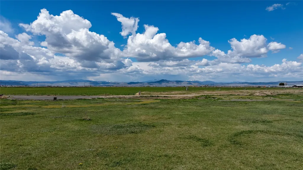 4199 Fox Hollow Drive Helena MT 59602