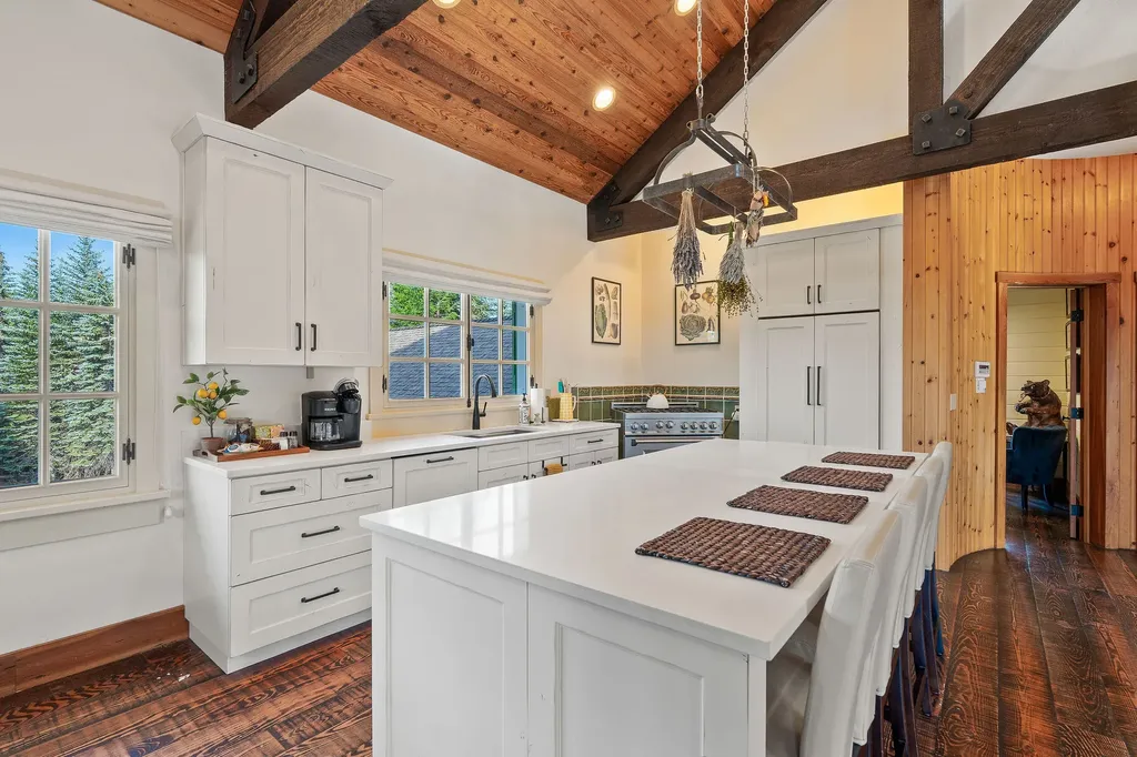 3039 And 3005 Foothill Road Kalispell MT 59901