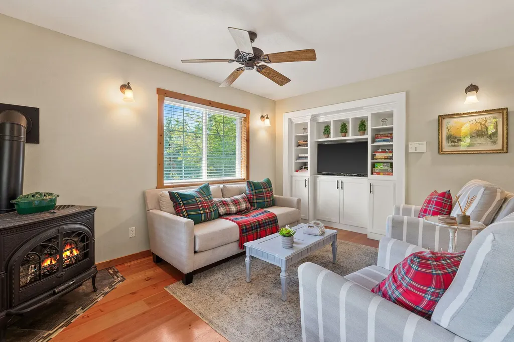 3039 And 3005 Foothill Road Kalispell MT 59901