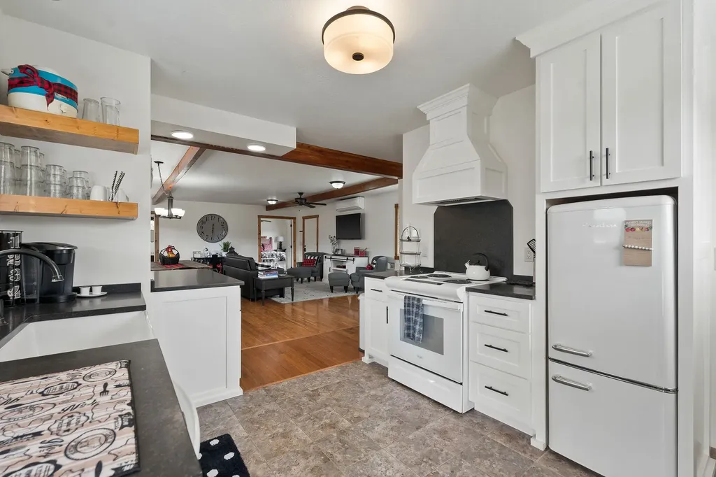 3039 And 3005 Foothill Road Kalispell MT 59901