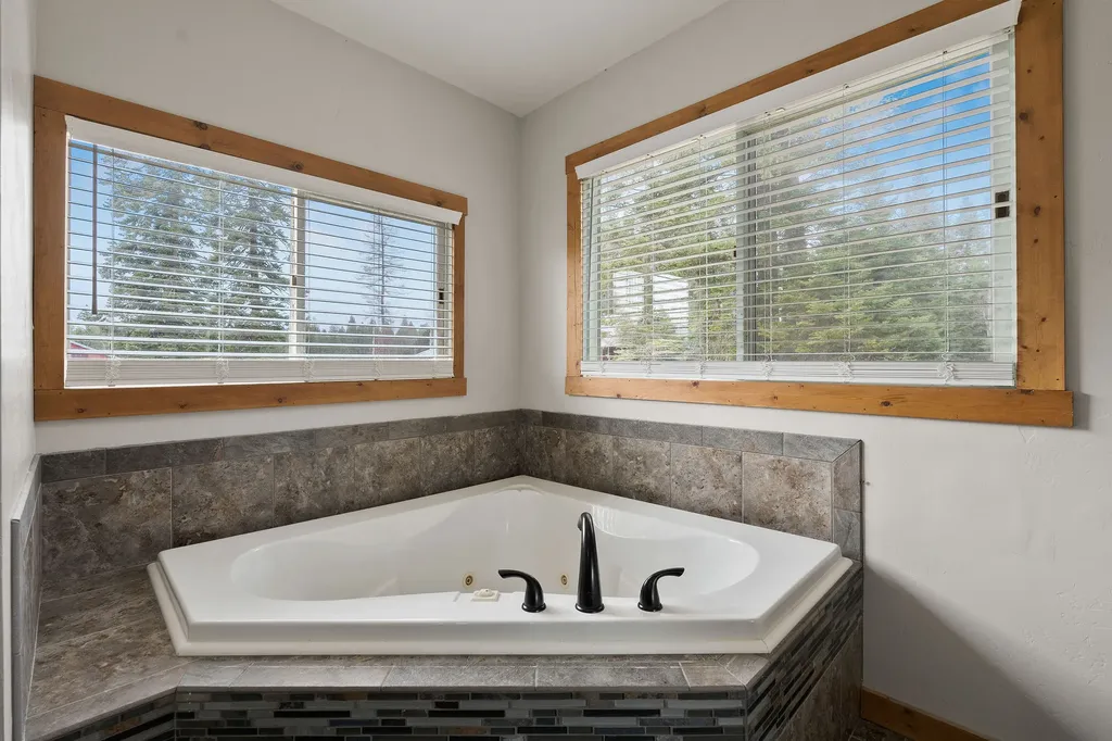 3039 And 3005 Foothill Road Kalispell MT 59901