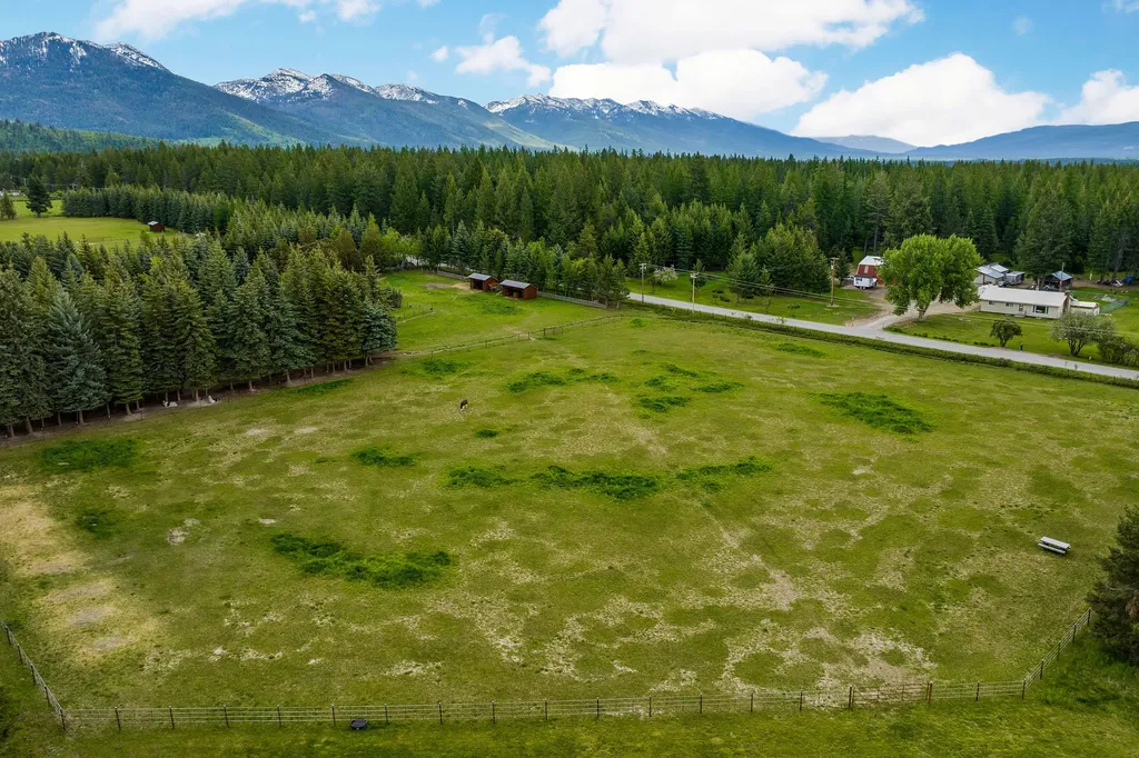 3039 And 3005 Foothill Road Kalispell MT 59901