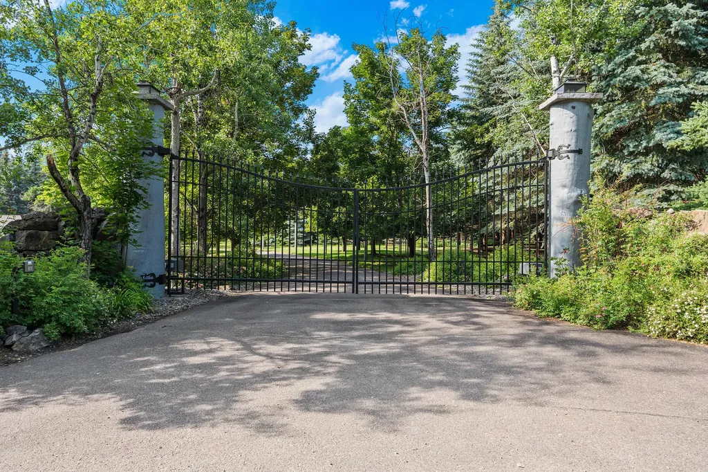 3039 And 3005 Foothill Road Kalispell MT 59901