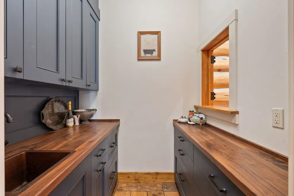 3039 And 3005 Foothill Road Kalispell MT 59901