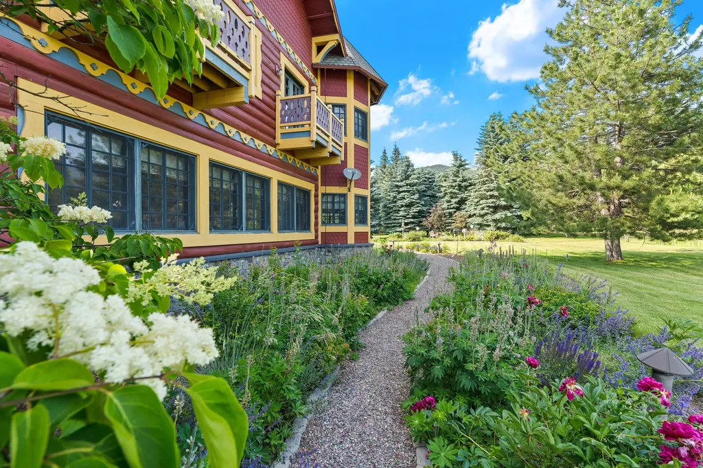 3039 And 3005 Foothill Road Kalispell MT 59901