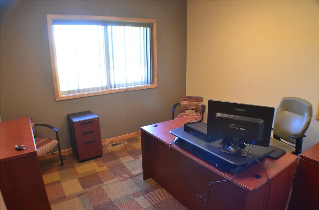 33 Village Loop Kalispell MT 59901