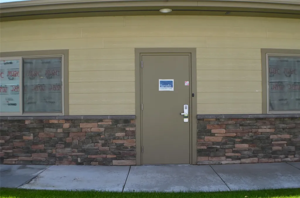 33 Village Loop Kalispell MT 59901