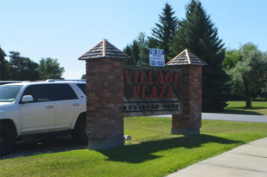 33 Village Loop Kalispell MT 59901