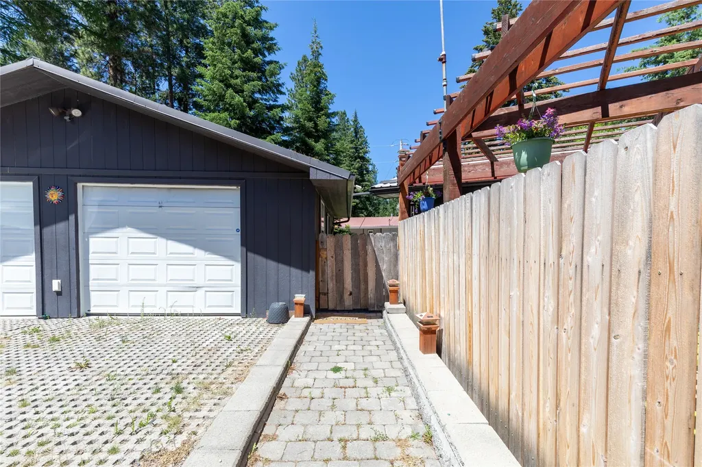 34593 Mount Highway 35 Polson MT 59860