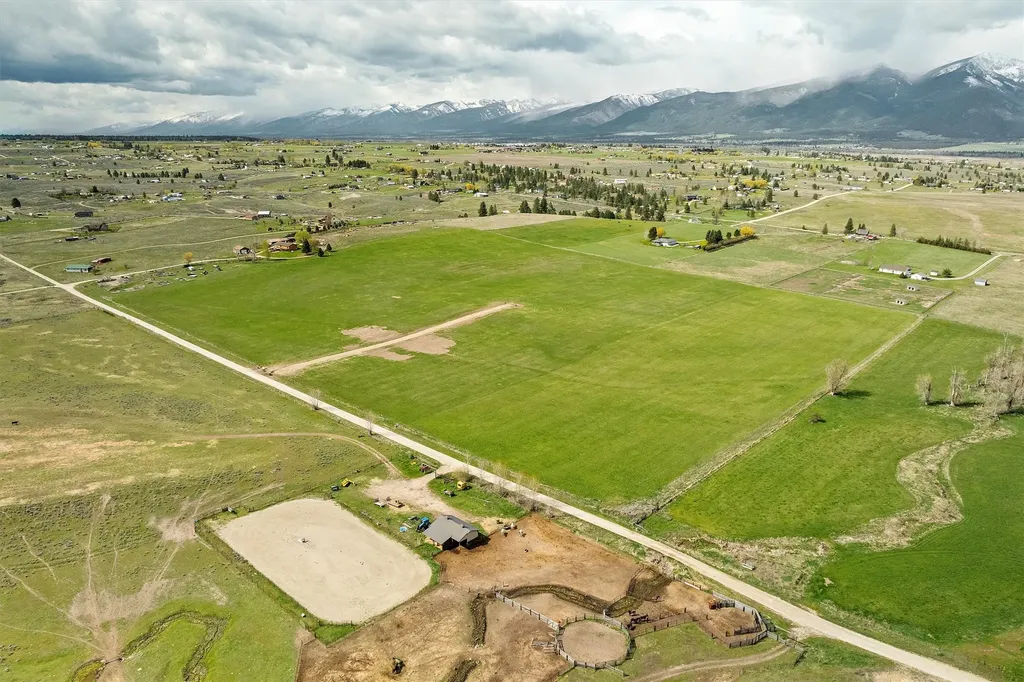 4283 Burro Lane Stevensville MT 59870