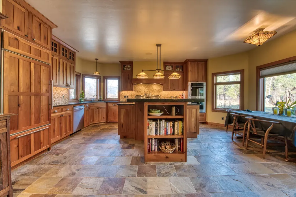 2291 Meridian Road Victor MT 59875