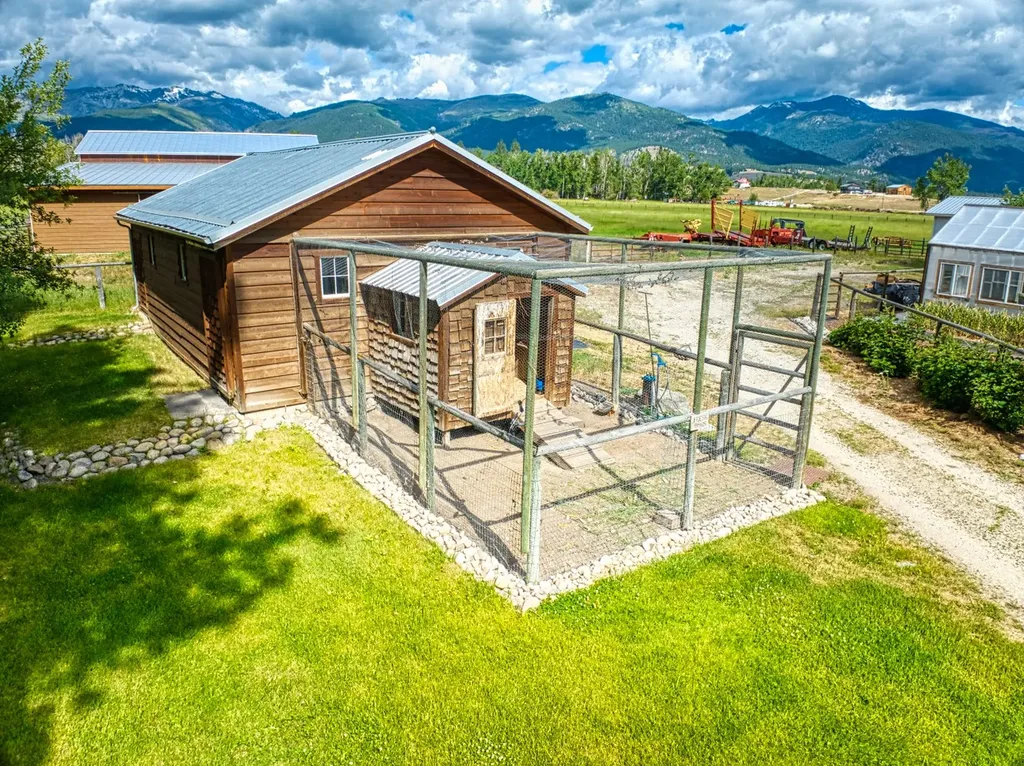 2291 Meridian Road Victor MT 59875