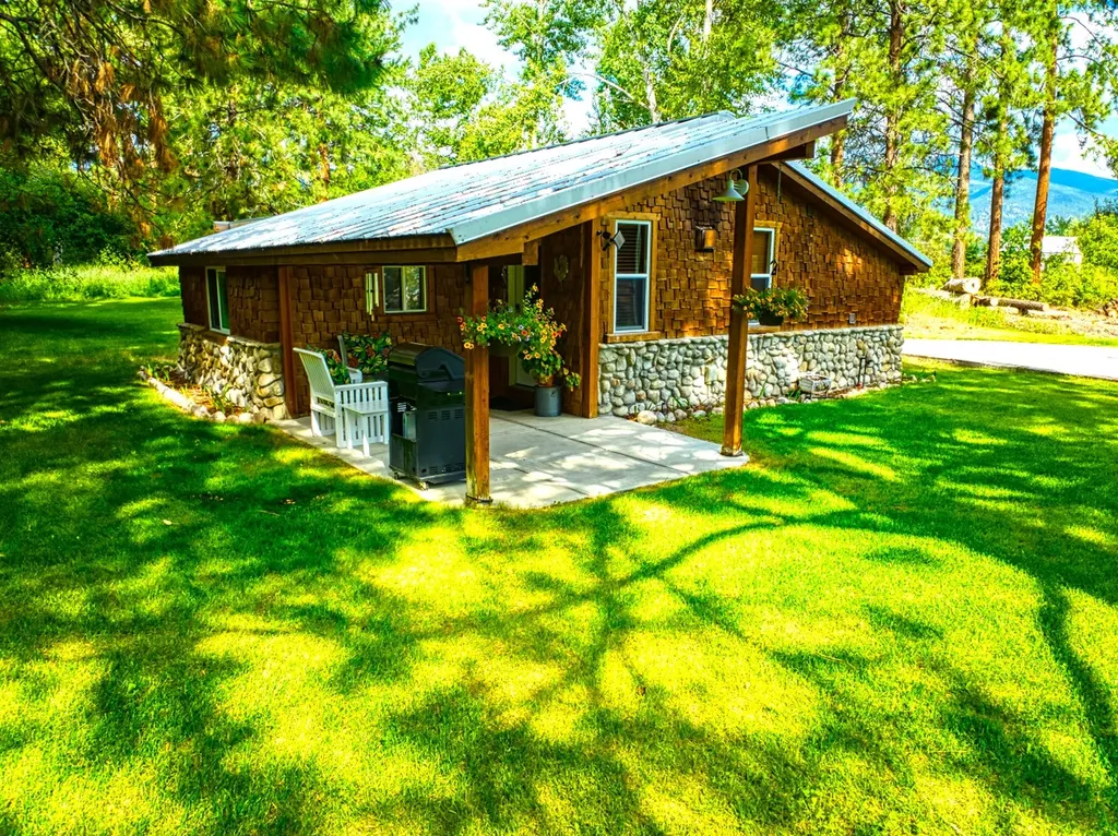 2291 Meridian Road Victor MT 59875
