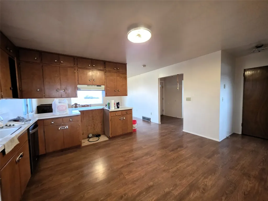 2820 5th Lane NW Conrad MT 59425