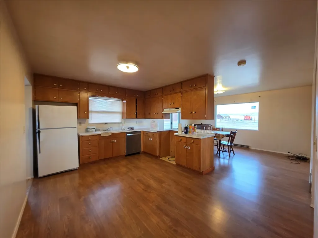 2820 5th Lane NW Conrad MT 59425