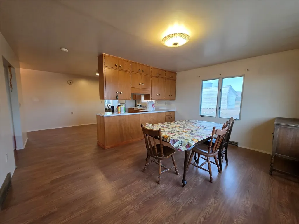 2820 5th Lane NW Conrad MT 59425