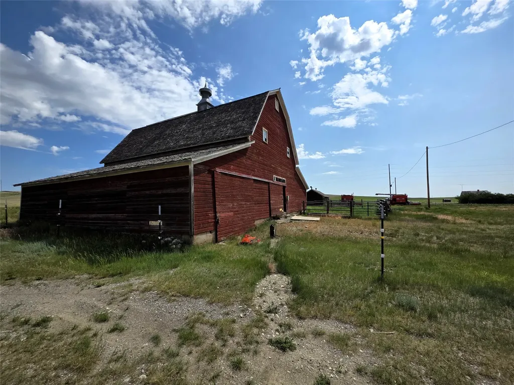 2820 5th Lane NW Conrad MT 59425