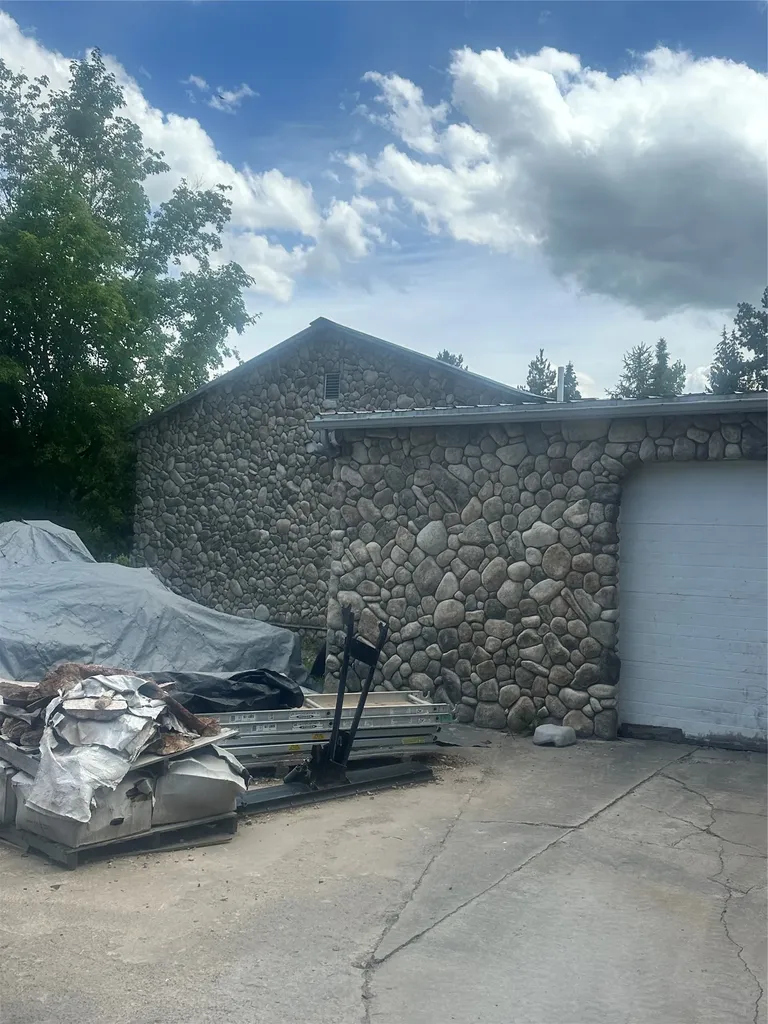 200 Blodgett Camp Hamilton MT 59840