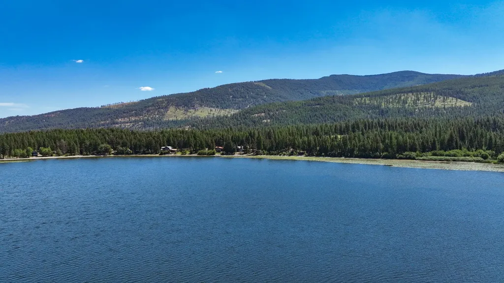 1600 Rogers Lane Kila MT 59920