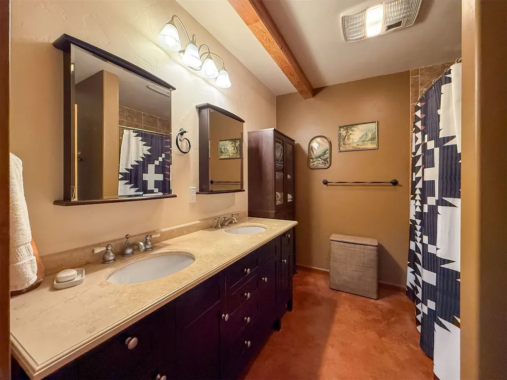 1600 Rogers Lane Kila MT 59920
